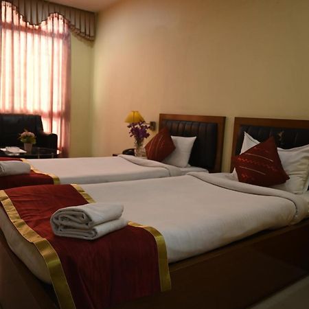 Hotel Dooars Mountain Alipur Duar ภายนอก รูปภาพ