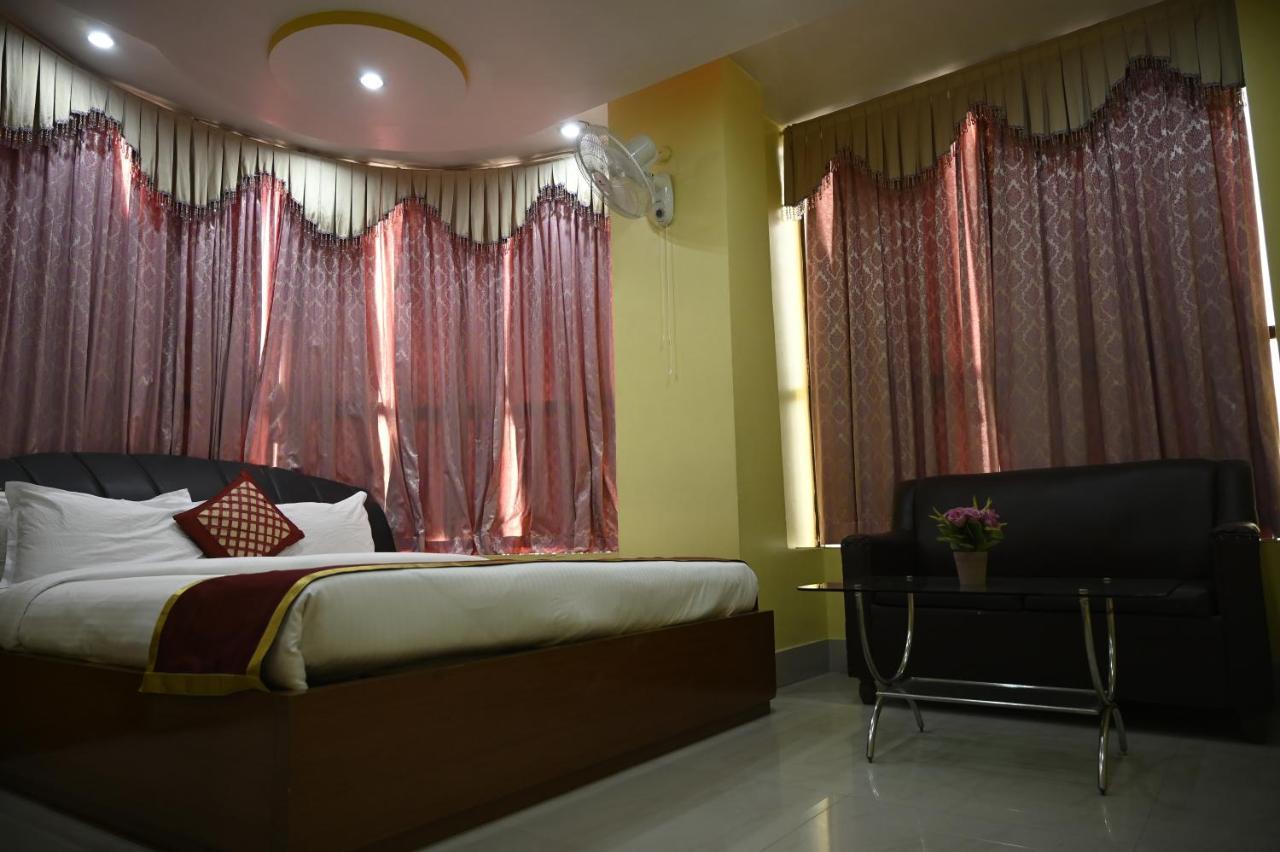 Hotel Dooars Mountain Alipur Duar ภายนอก รูปภาพ