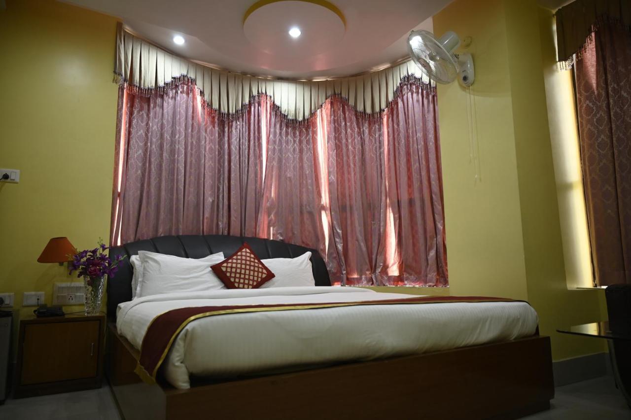 Hotel Dooars Mountain Alipur Duar ภายนอก รูปภาพ