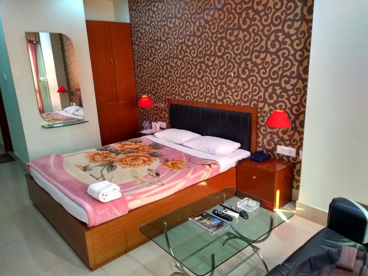 Hotel Dooars Mountain Alipur Duar ภายนอก รูปภาพ