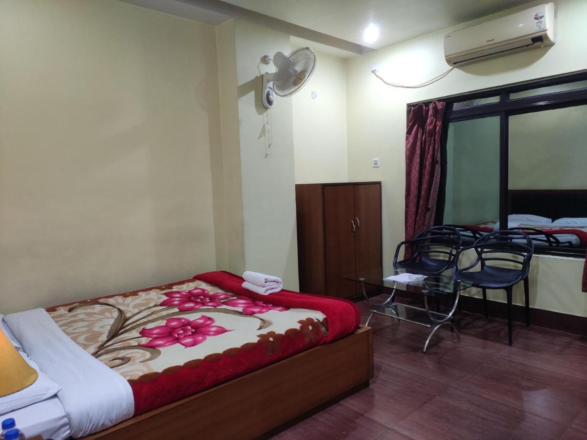 Hotel Dooars Mountain Alipur Duar ภายนอก รูปภาพ